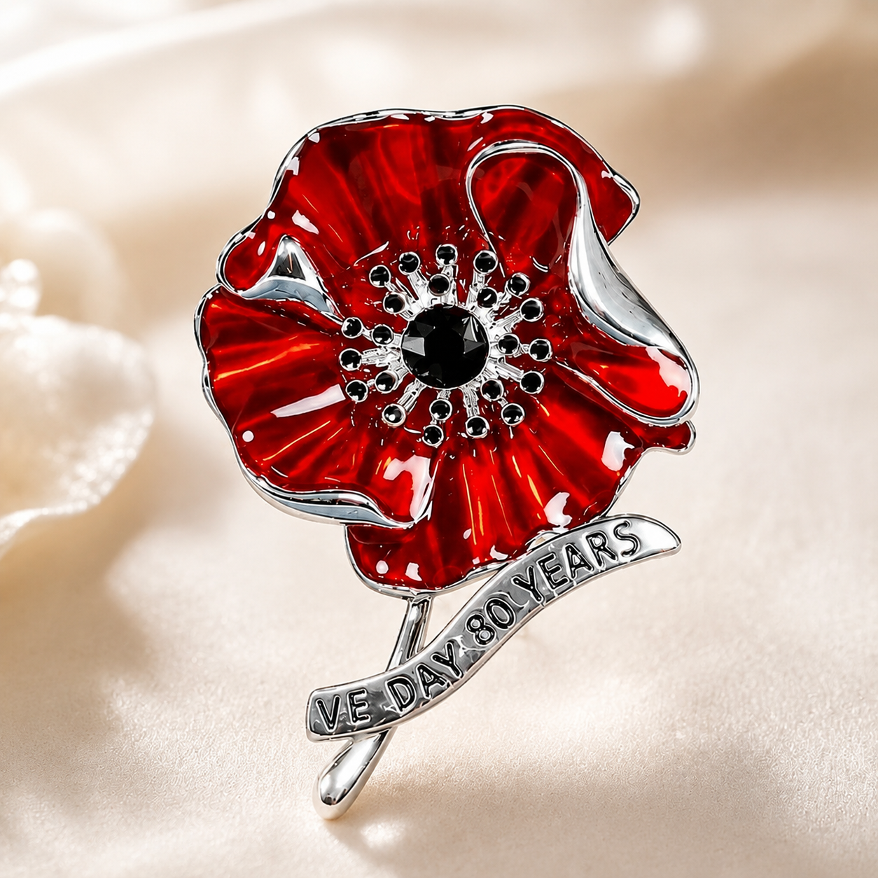 VE Day 80 Poppy Brooch | Limited Edition Anniversary Keepsake