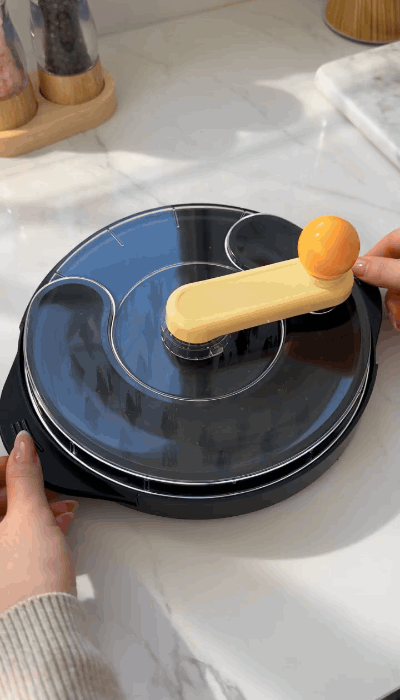 Chicken shredder twist demonstration