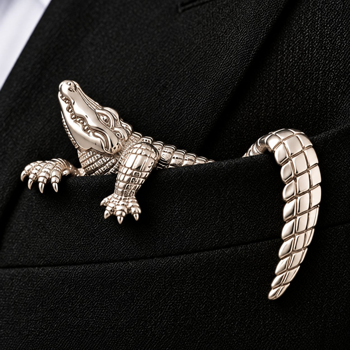 🌟 Luxury Sculpted Animal Brooch – Premium Statement Piece for Suits & Blazers