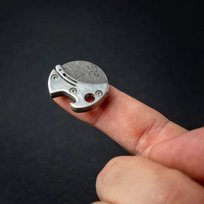 COiN: Quarter-Sized Cutter