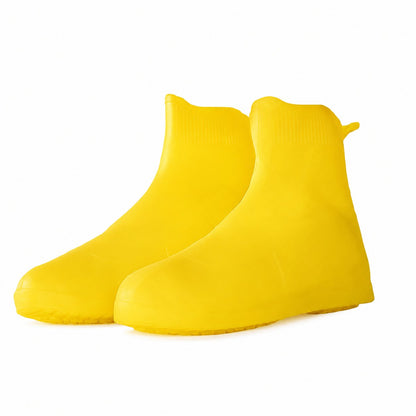 Stop Soaked Sneakers! Heavy-Duty Rain Shoe Covers – Anti-Slip & Fold Into Your Bag 🌧️