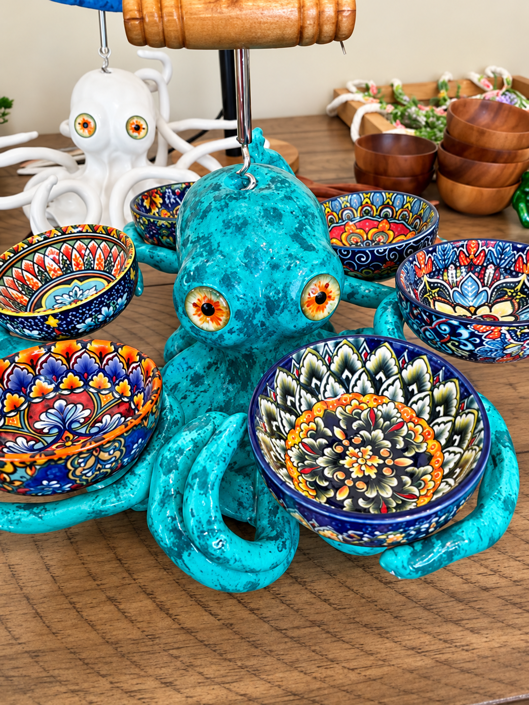 🐙 Octopus Snack Server with 6 Bowls – Sculptural Centerpiece
