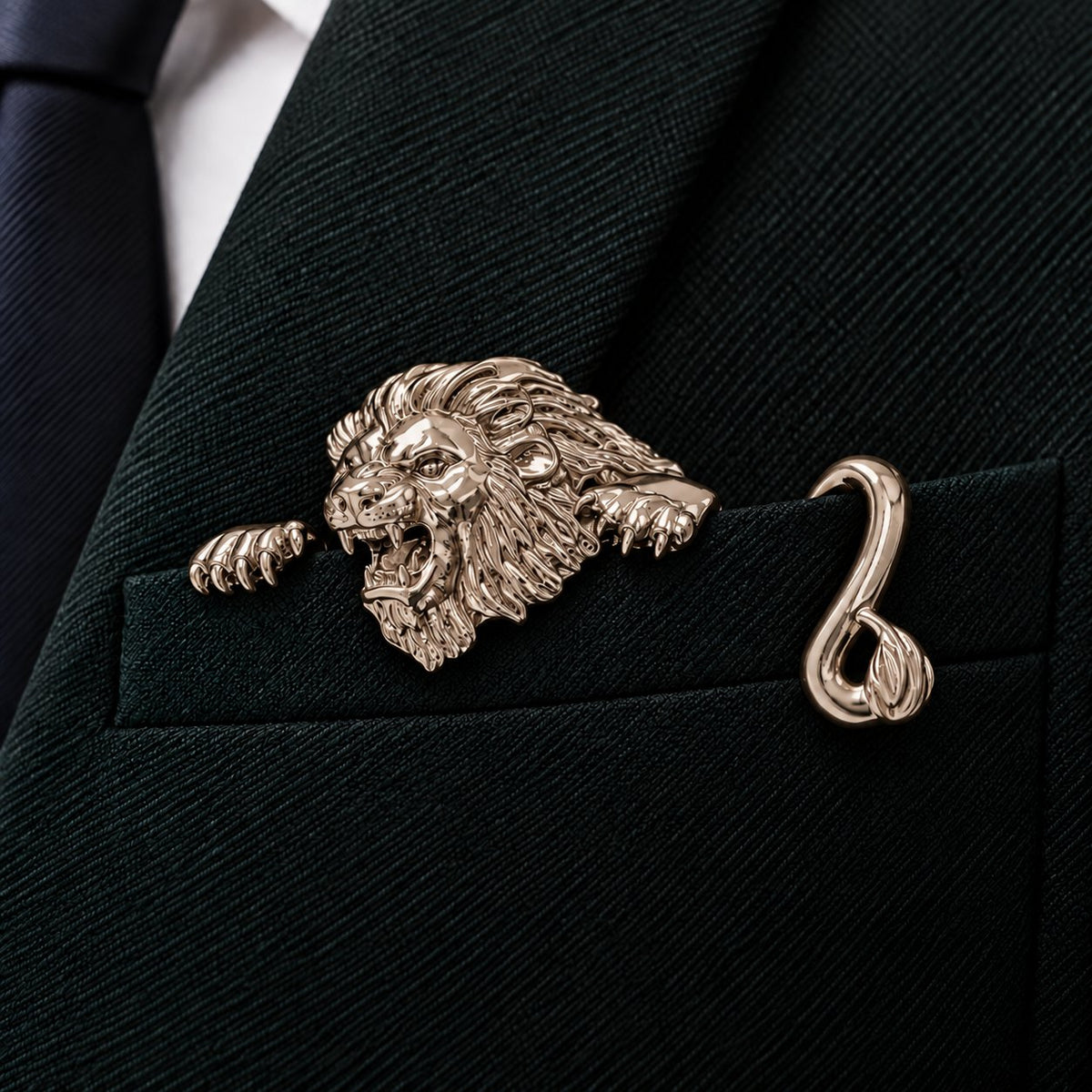 🌟 Luxury Sculpted Animal Brooch – Premium Statement Piece for Suits & Blazers